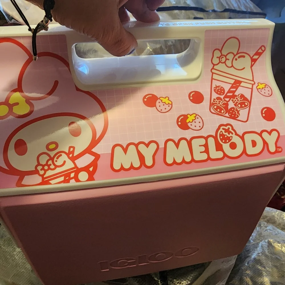 NWOT Sanrio Kuromi / My Melody 7 qt cooler - Picture 7 of 8